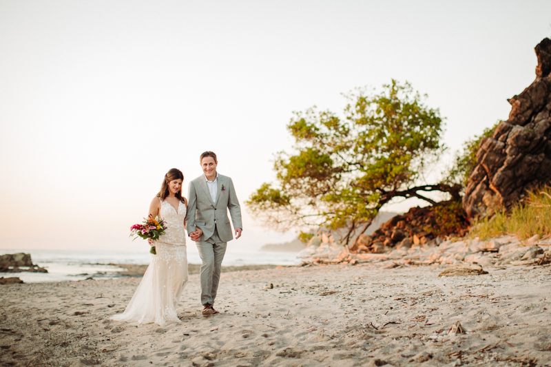 costa rica elopement photographer-40