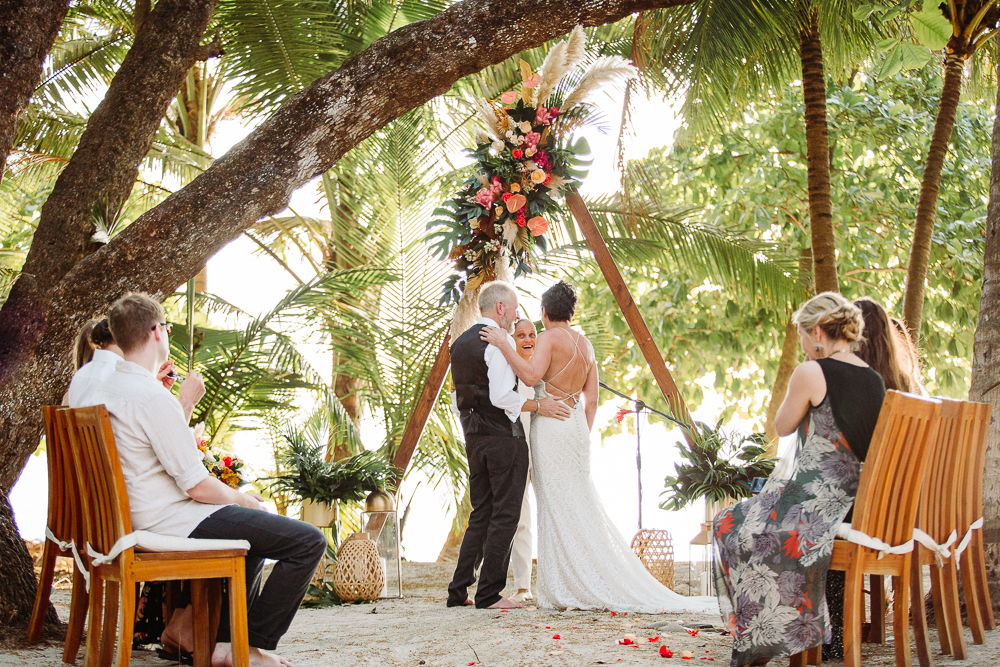 costa rica micro wedding