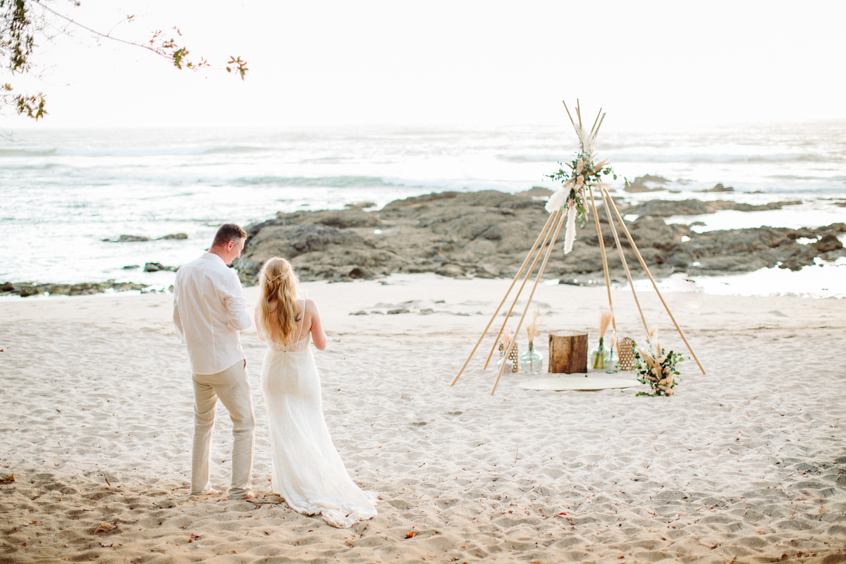 destination elopement costa rica