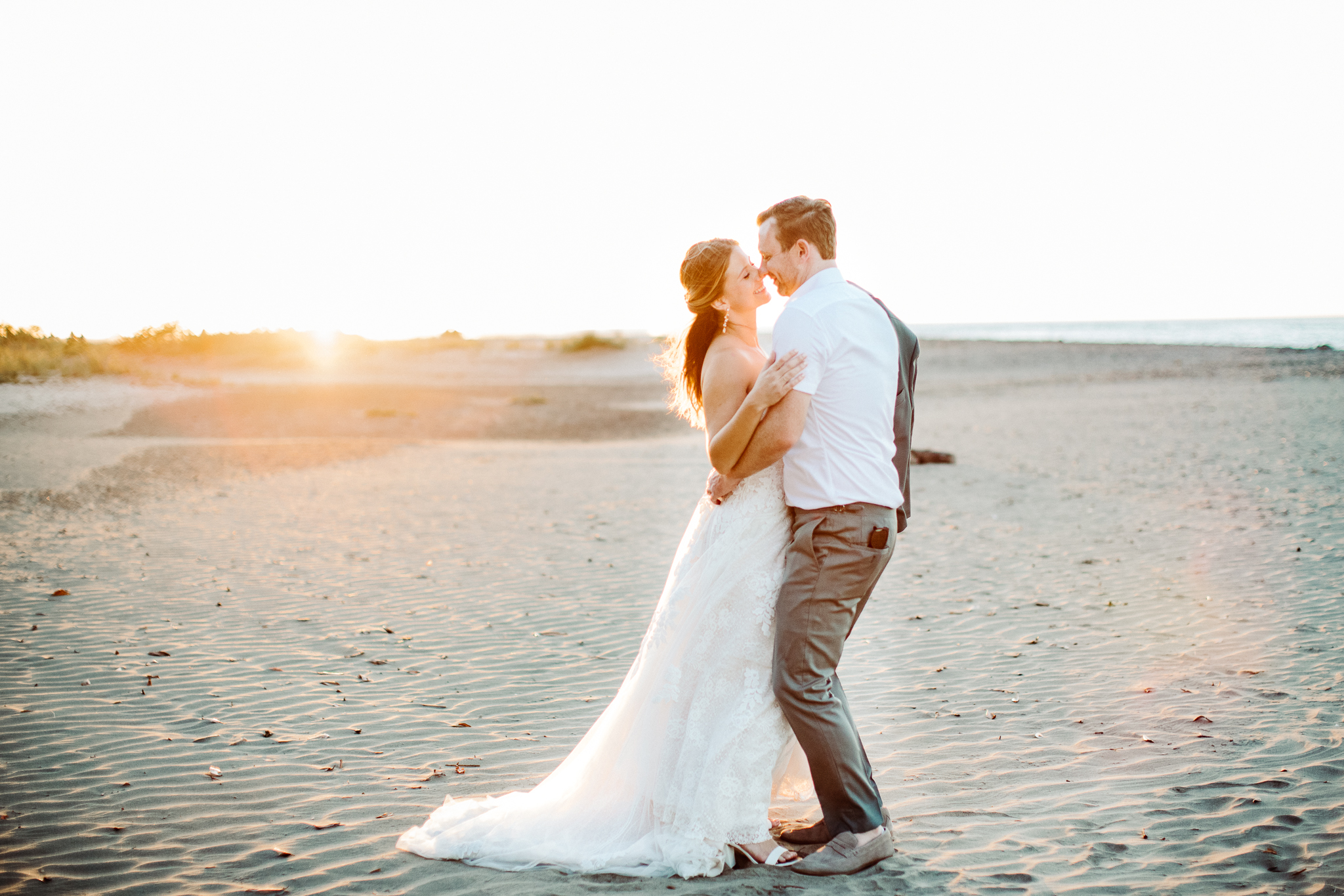 sunset wedding photos