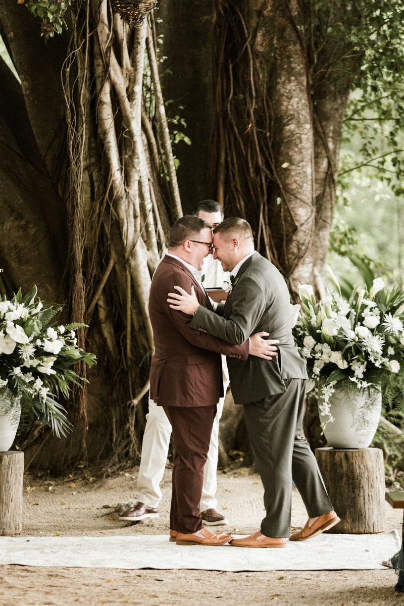 gay couple wedding ceremony
