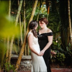 lesbian wedding photography