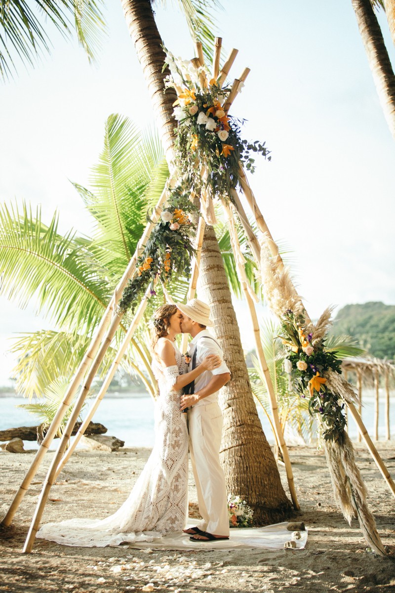 Santa Teresa Beach wedding